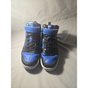 Nike Court Borough mid 2 Size 4.5 Y